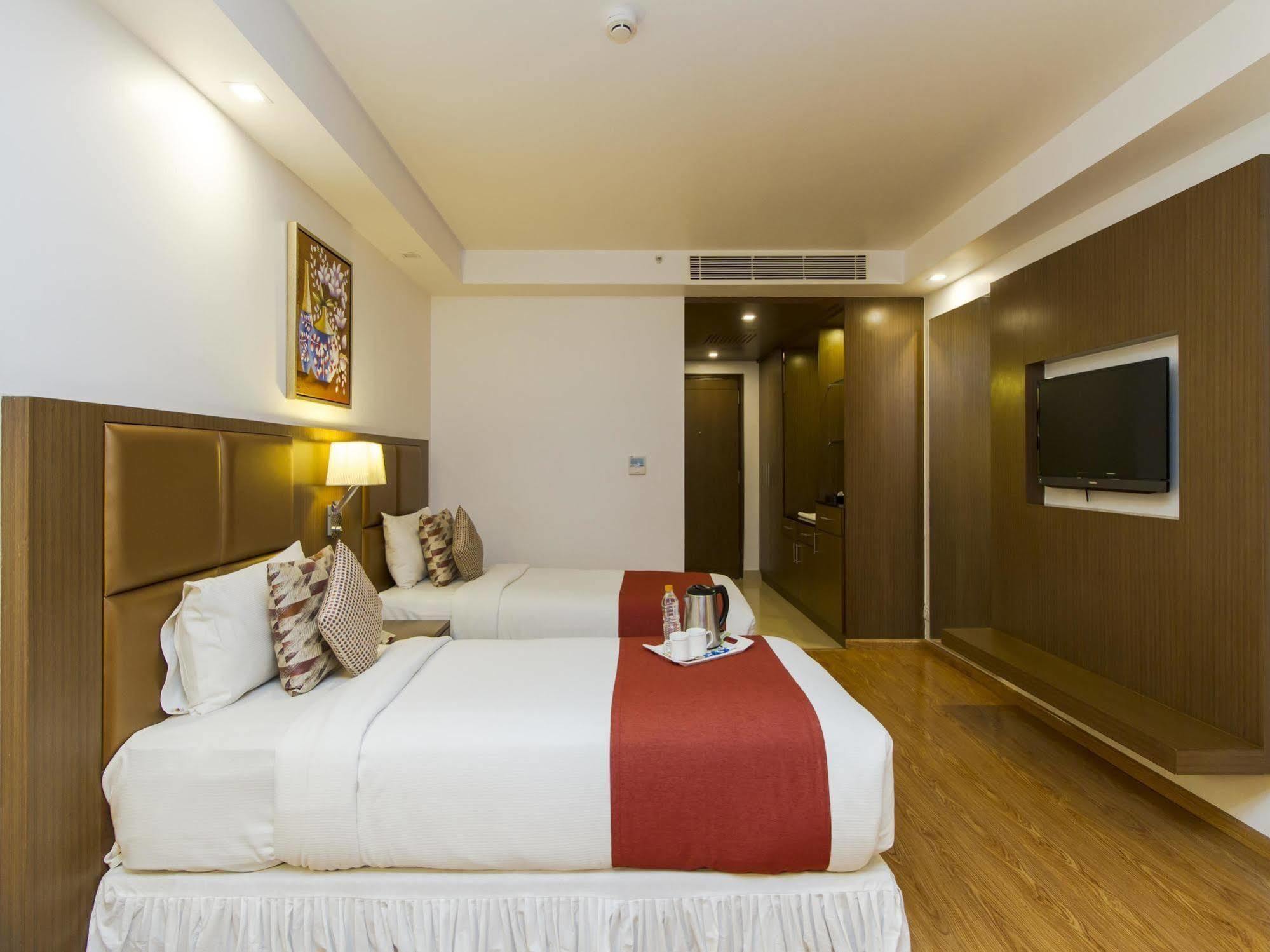 The Atrium Boutique Hotel Mysore Exterior photo